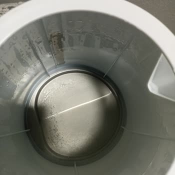 Flavel Çay Makinesi Alt Kısmı Su Kaynadıktan Sonra Beyaz Tortu Yapıyor