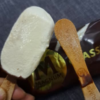 Magnum Dondurma Bozuk Çıktı.