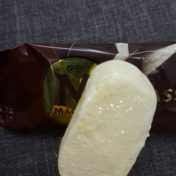 Magnum Dondurma Bozuk Çıktı.