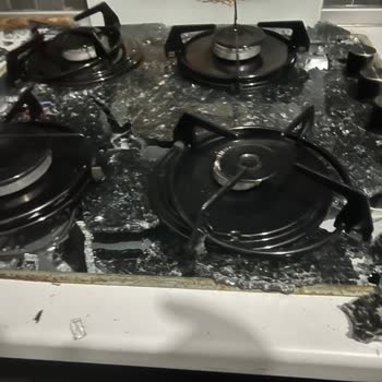 Ventino Ankastre Ocak Camı Patladı