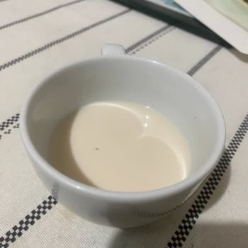 Teksüt Marka Sütün Renk Ve İçerik Problemi