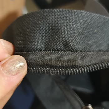 Hummel Marka Çanta Kalitesizliği