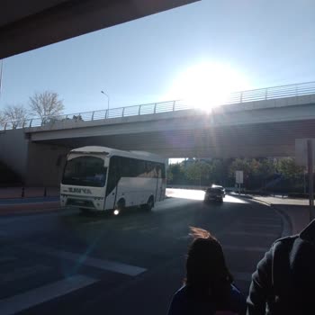 Konya Büyükşehir Belediyesi Trafik Lambası Takılması