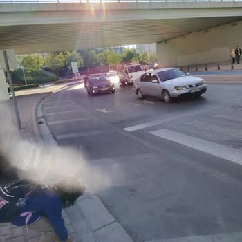 Konya Büyükşehir Belediyesi Trafik Lambası Takılması