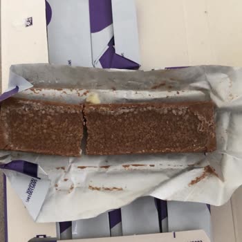 Milka Bozuk Üstü Pütürlü Çikolata