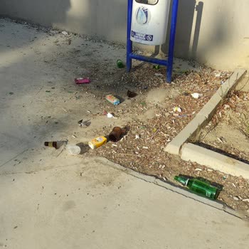 Manisa Barbaros Mahallesi Kemal Pınar İlkokulu Temizlik Sorunu !