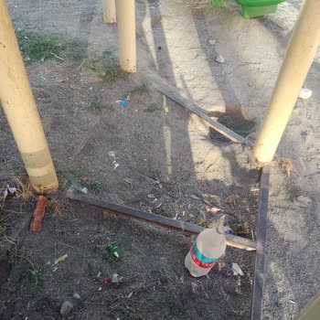Sincan Belediyesi Ertuğrulgazi Mahallesindeki Bakımsız Park