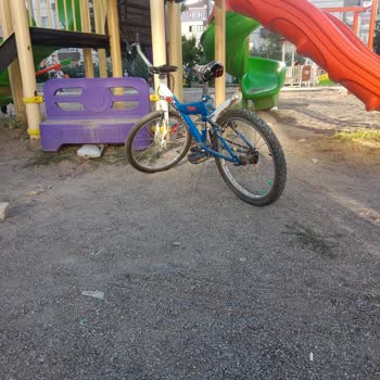 Sincan Belediyesi Ertuğrulgazi Mahallesindeki Bakımsız Park