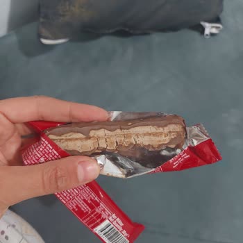 Tadelle Çikolata Kokuyor Ve Bozuk