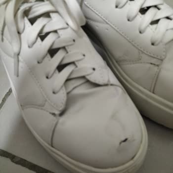 Bershka'dan Ayakkabı Pişman Ettirdi