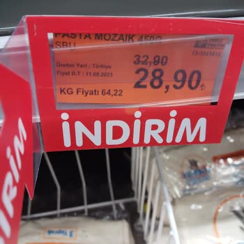 Hakmar'da Etiket Sorunu