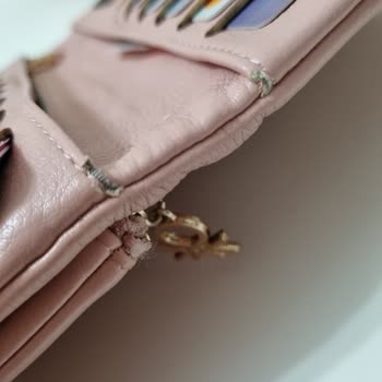 Benetton Marka Kadın Cüzdanı,