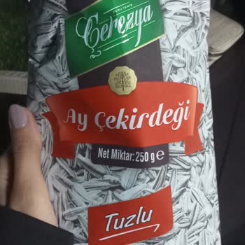 A101 Den Alınan Çerezya Çekirdek Bayat Ve Kurtlu