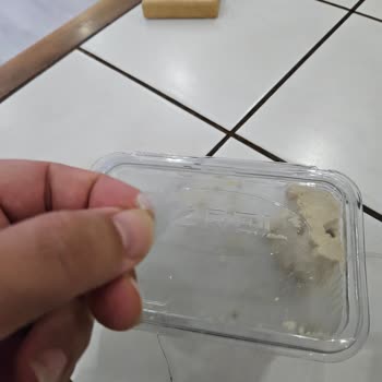 BİM'den Aldığım Serel Helvanın İçinden Çıkan Şey