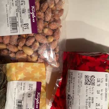 Tuğba Kuruyemiş Fahiş Fiyatla Fazla Kar Ediyor