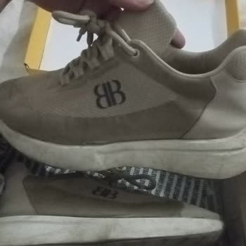 Emaar AVM Bambi Ayakkabı Müşteriyi Yanıltıyor