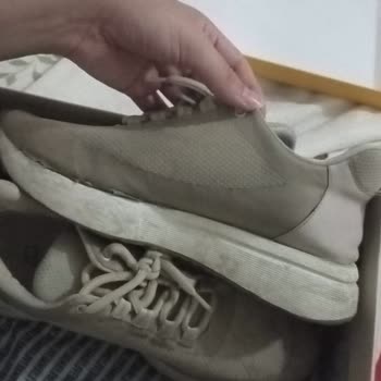 Emaar AVM Bambi Ayakkabı Müşteriyi Yanıltıyor