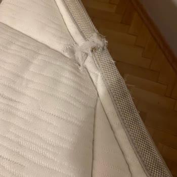 Lova Yatak Pedim İlk Yıkamada Yırtıldı!