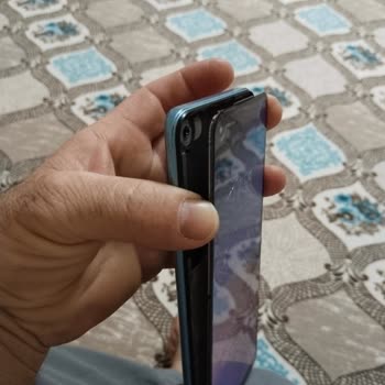 Tecno Camon 16 Kendi Kendine Uygulamalara Giriyor