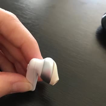 JBL Kulaklığımın Silikonları Çıkıyor