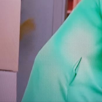Arçelik Plazma TV Sürekli Ekranda Çizgiler Oluşuyor.