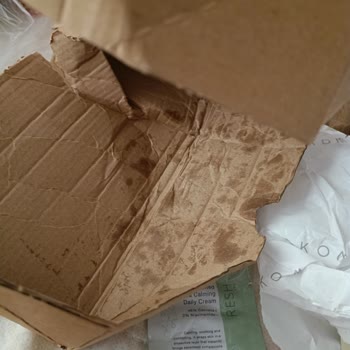 Kokoma Ürünü Sert Bir Kutuya Koymadıkları İçin Ürünüm Patlamış