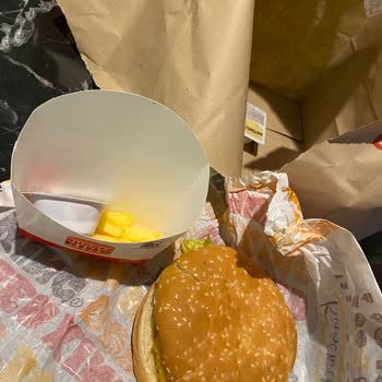 Burger King Akmerkez'in Müşteriye Saygısız Siparişi