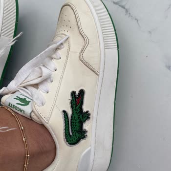 Lacoste Ayakkabım Sarardı Ve Geçmiyor