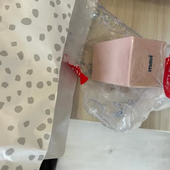 Mavi Parfümleri Çok Kötü