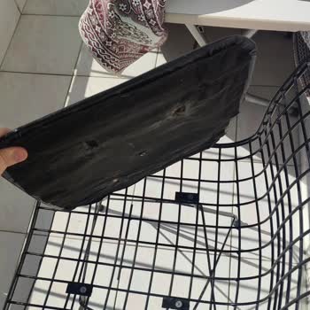 Vivense Bazan Gardırobum Sandalyelerim Hepsi Kırıldı.