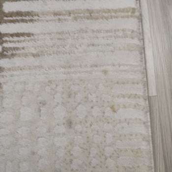 Parlar Halı Yıkama (Isparta) Leke Çıkmamış Ve İkinci Kez Gitmesine Rağmen!