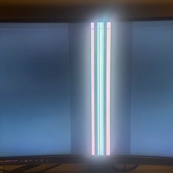 MSI Türkiye Optix Mag271cqr Modeli Ekranımda Çizikli Görüntüler Oluştu!