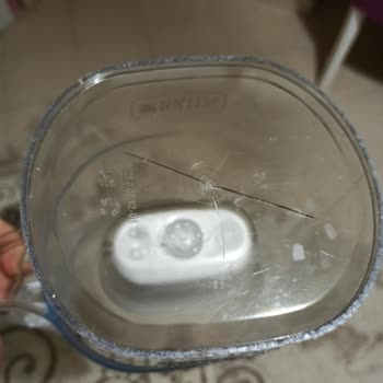 Brita Sürahi Dibi Çatladı