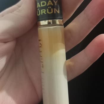 Birkaç Ay Önce Aldığım Flormar Kapatıcıda Renk Değişimi Meydana Geldi