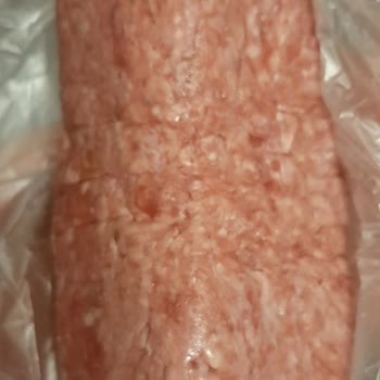 Migros Kokmuş Kıyma Ve Karışık Parçalardan Çekilmesi ( Rengarenk )