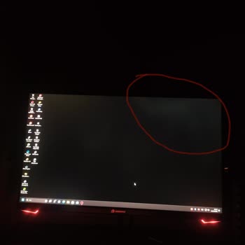Sinerji Bilgisayar Yeni Aldığım Monitörde Işık Sızması
