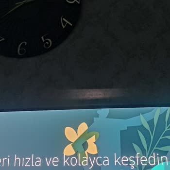 Samsung 75 Cu 8000 Panel Arızalı TV