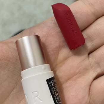 Sephora Kırık Ruj Gönderdi