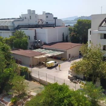 Tatilbudur Deniz Tarafı Değil, Depo Tarafı Oda
