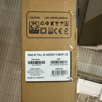 Onvo TV Kutusunun İçerisinde Kumanda Ve Diğer Aparatlar Çıkmadı.