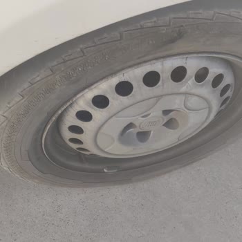Birmot Fiat Doblo'ya Takılan Continental Marka Lastiklerin Erimesi