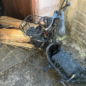 Motolux Gogo Elektrikli Bisiklet Yandı