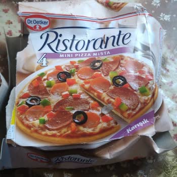 Dr. Oetker Pizzadan Zehirlendim Serum Yedim