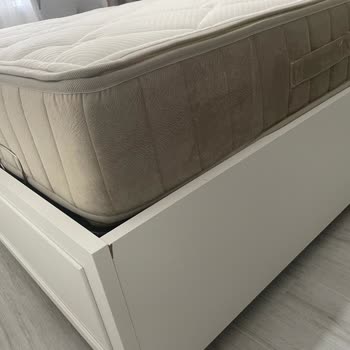 Kelebek Mobilya Hasarlı Ürün Teslimi