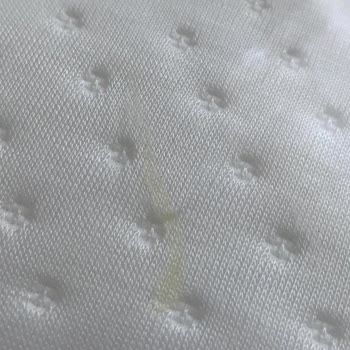 Yatsan Kalitesiz Lekeli Yatak Gönderimi!