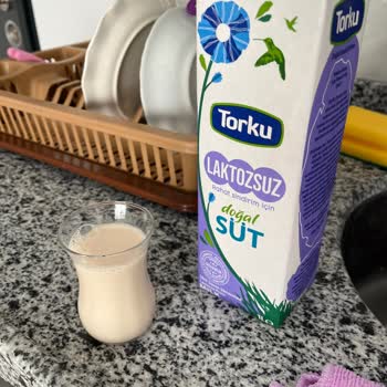 Torku Laktozsuz Süt Rengi Tadı Garip