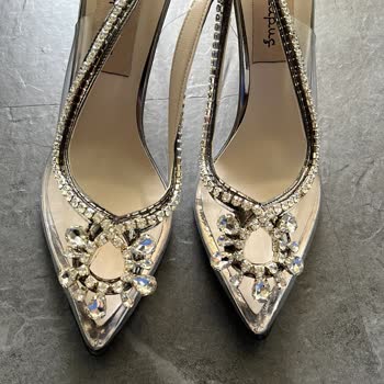 Modanisa Schuhe in desolatem Zustand, totale Enttäuschung