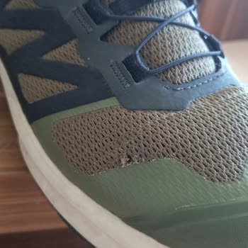 Boyner Mağazasından Aldığım Salomon Ayakkabının Yırtılması