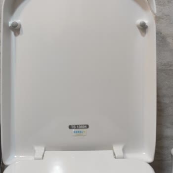 Kısa Sürede Çatlayan ECA Serel Klozet Kapağı