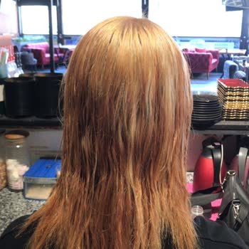 İKKMO (İstanbul Kadın Kuaförleri Manikürcüler Odası) Saçımda Kopma Ve Yanma